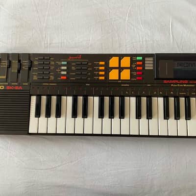 Casio SK-8A 32-Key Sampling Keyboard 1980s - Black image 5
