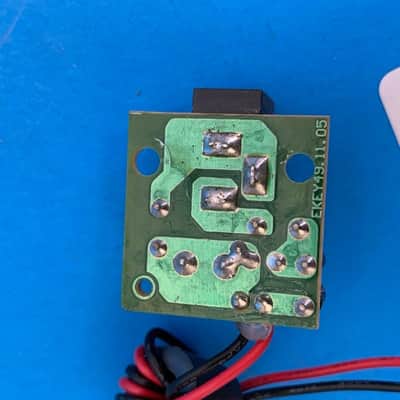 M-AUDIO KeyStation 61es MIDI Keyboard Part: AC Adapter Input Socket Board image 5