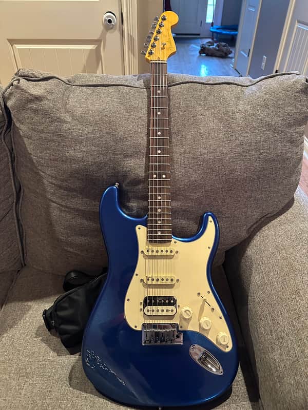 Fender American Ultra Stratocaster HSS with Rosewood Fretboard 2019 - 2025 - Cobra Blue image 1