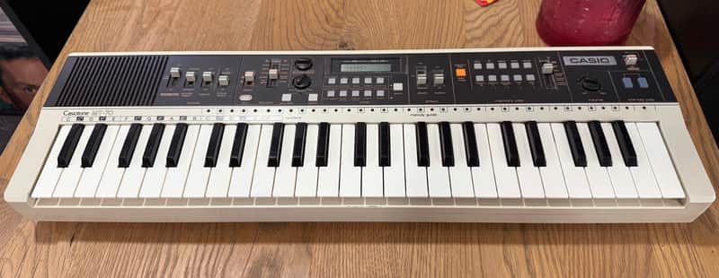 Casio MT-70 Casiotone 49-Key Synthesizer | Reverb