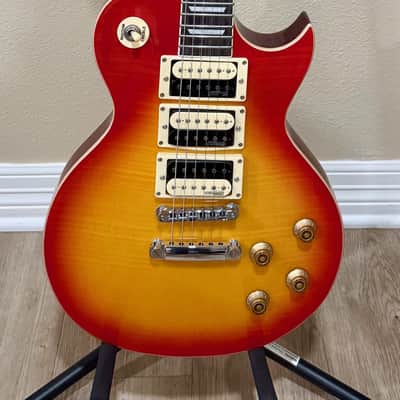 Vintage V1003 2015-2020's - Cherry Sunburst image 1