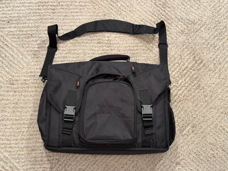 Gator G-CLUB-CONTROL 19 Messenger-Style DJ 19" MIDI Controller Bag 2010s - Black image 1