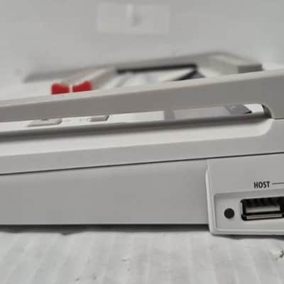 Zoom R16 USB Audio Interface / Digital Multitrack Recorder / Control Surface 2010s - White image 7