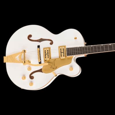 Gretsch Professional Falcon Hollow Body with Bigsby White With Case image 4