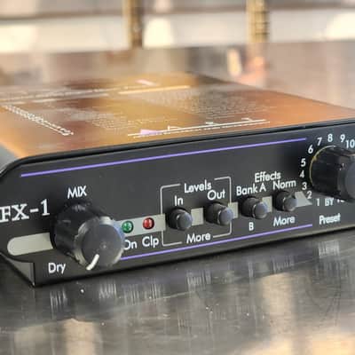 Pyle Audio PCM20A small PA amplifier image 3