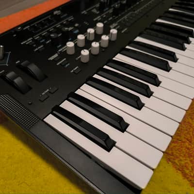 Korg Wavestate 37-Key Wave Sequencing Synthesizer 2020 - 2023 - Black image 2