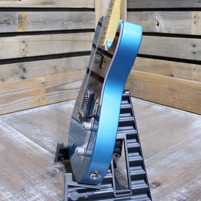 Used (2017) Fender Limited-Edition Classic Series '50s Telecaster Lake Placid Blue with Hardshell Case image 8