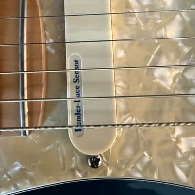 Fender Strat Plus Deluxe with Maple Fretboard - Ice Blue image 15