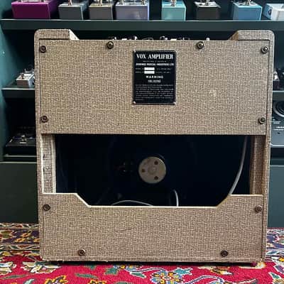 Vox AC-10 2-Channel 10-Watt 1x10" Guitar Combo 1961 - 1963 - Fawn image 21