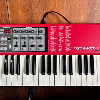 Nord Electro 3 SIXTY ONE 61-key Keyboard with Piano and Organ Sounds w/ gig bag image 3