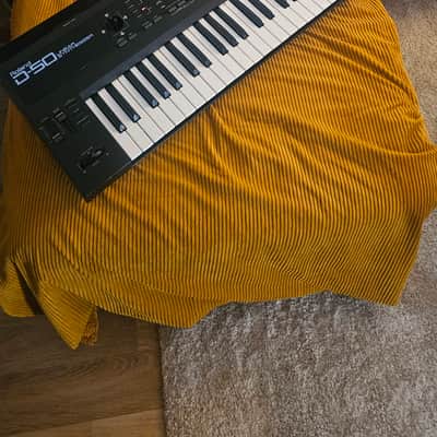 Roland D50 - Legendary Synthesizer - Accessories - Excellent Condition - Revised