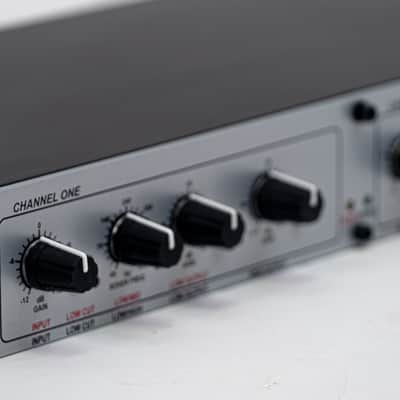 dbx 223xs Stereo 2-Way / Mono 3-Way Crossover image 5