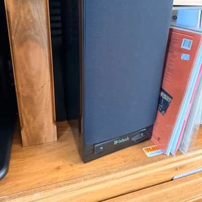 McIntosh XR50 Bookshelf Audiophile Speakers image 6