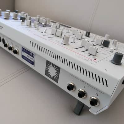 UDO Audio SUPER 6 Desktop - 12-Voice Binaural Analog Hybrid Synthesizer image 9