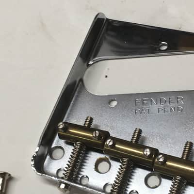 Immagine Lefty Fender Made in USA Ashtray Bridge Tele Brass 1950s American Vintage Reissue + Brass Saddles Rare - 5