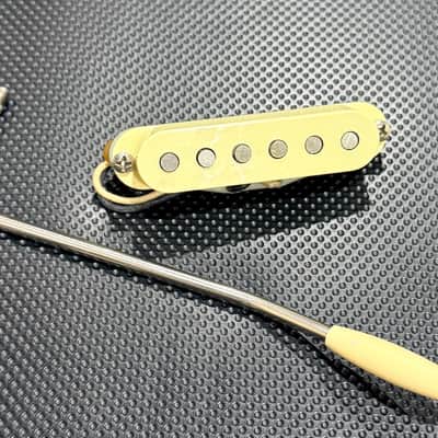 1983 Squier by Fender Bullet S-3T – MIJ – SQ45878 – Original Squier HSC image 20