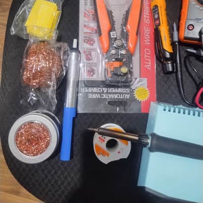 Soldering station tools image 2