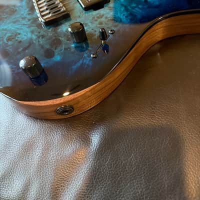 Kiesel A2 2026 - Translucent aqua burst image 2