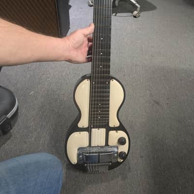 Rickenbacker Electro Model B Panda 1940-1950s - Black and white image 2