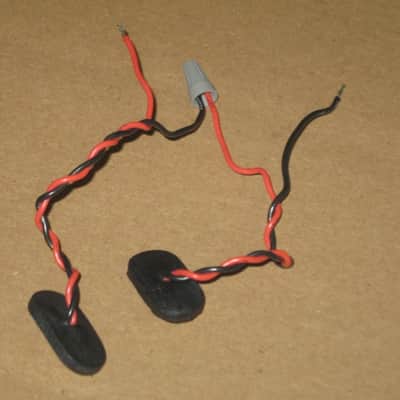 used 1980s genuine DOD double 9v battery clip for Performer Series pedals (NO pedals included / NO other parts included) battery clips work fine (pedal & internal parts seen in pictures provided as a reference) image 13