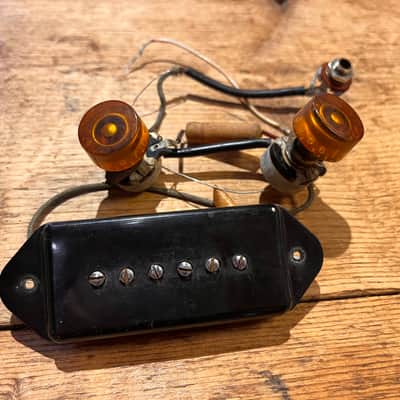 Gibson P90 Complete Harness, Les Paul Jr, SG Junior *ES-125, ES-175, ES-300 1954 - Black Dog Ear Cover image 1