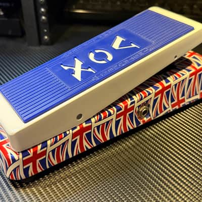 Vox V847-AUJ Wah 2013 - Union Jack image 1