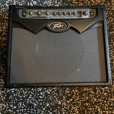 Peavey Vypyr Solid State 30-Watt 1x12" Modeling Guitar Combo 2010s - Black image 1