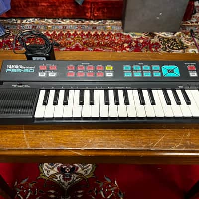 Yamaha PSS-80 Portasound Mini Keyboard Synth 1980s