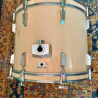 Tama Rockstar 16 x 22" Bass Drum White 80's 90's Made in Taiwan Vintage image 6