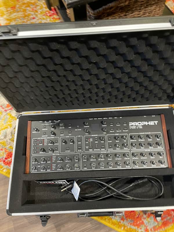 Sequential Prophet Rev2 Desktop 16-Voice Polyphonic Synthesizer