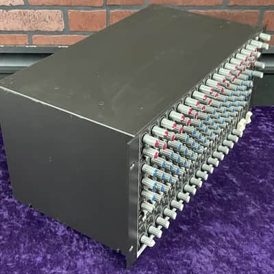 Mackie LM-3204 5U rackmount 16-channel stereo line passive mixer image 4