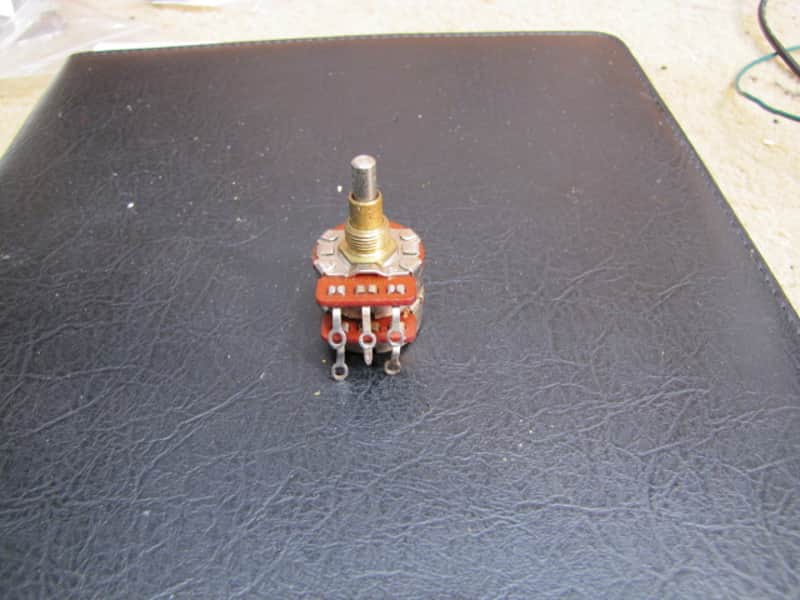 Fender Jazz Bass Stack Pot 1982 image 1