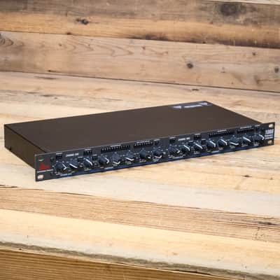 DBX 1066 Stereo Compressor Limiter Gate 2-Channel Dynamics Dual USA U286299 image 3