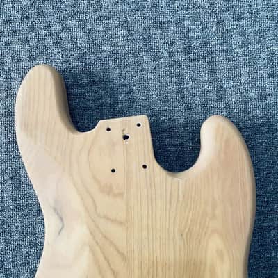 Left Hand Jazz Bass Style Body in Natural Ash, Unfinished image 4