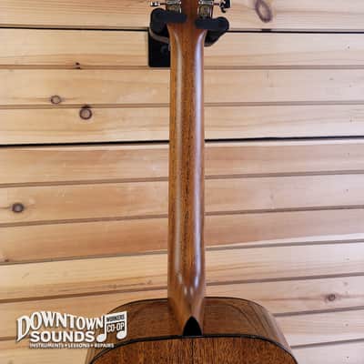 Martin 00-18 Grand Concert Acoustic Guitar with Martin Hard Case (2025) image 5