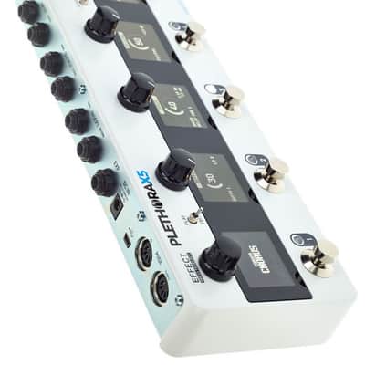 TC Electronic Plethora X5 TonePrint Multi-Effects Pedalboard image 8