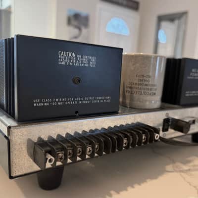 McIntosh MC2150 150-Watt Stereo Power Amplifier image 7