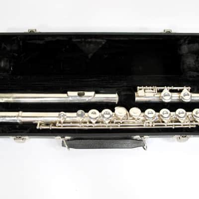 King Cleveland 610 Silver-Plated Open Hole Student Model Flute w/ Case image 1