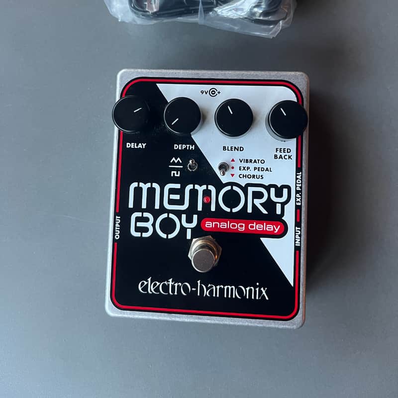 Electro-Harmonix Memory Boy Analog Delay / Chorus / Vibrato 2009 - Present - Black / White / Red image 1