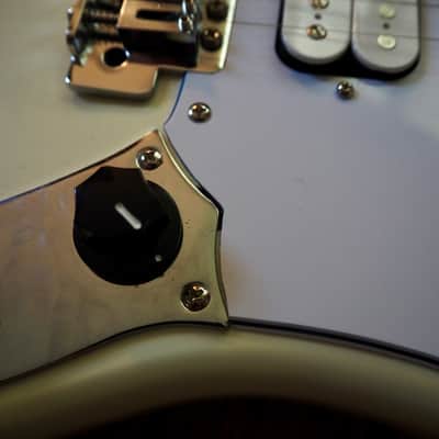 Squier Paranormal Cyclone - Seymour Duncan Pickups image 7