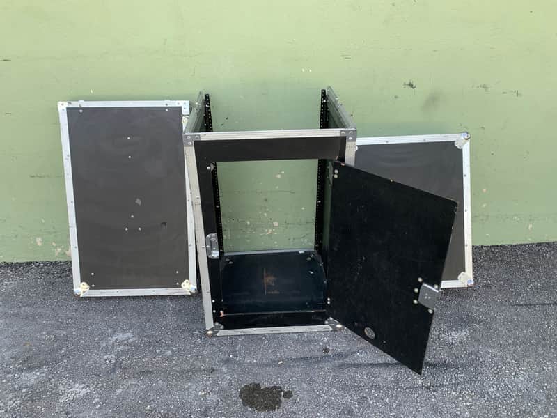 Road Runner 18U Non Shock Proof Case #03192 (One)TRUEHEARTSOUND image 1