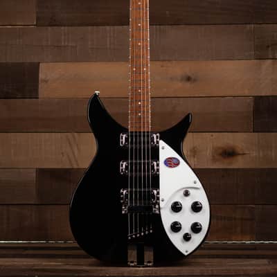 Rickenbacker 350V63 Liverpool, 3 Pickup Semi-Hollow Jet Glow image 3