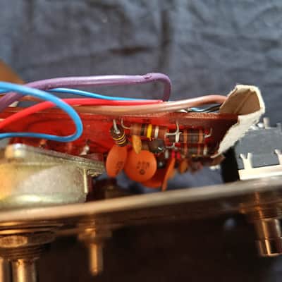 Electro-Harmonix Big Muff Pi V1 (Triangle)1972, internally ALL original, mechanically restored+modernized image 7