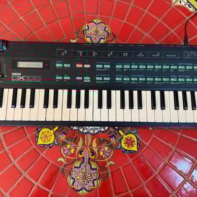 Yamaha DX100  FM Synth