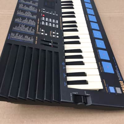 Yamaha PSS-680 Music Station Vintage FM Synthesizer Keyboard image 5