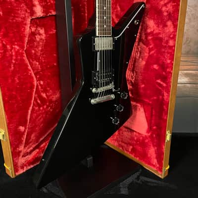 Gibson 70’s Explorer Adam Jones Relic Custom 2022 - Ebony image 3