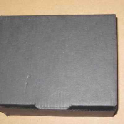 litely handled genuine MXR EMPTY BOX ONLY for M299 Carbon Copy Mini (NO: pedal, paperwork, also NO adapter) 2019-2026 (specifically 2021) - BOX: Black Cardboard / LABELs: Green & White - White & Black / GRAPHIC: Silver (part of 2 sides have clear tape) image 16