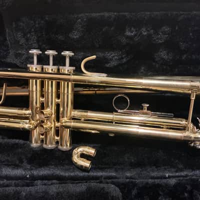 Bach TR300H2 Bb Trumpet 2019 - Lacquer image 8