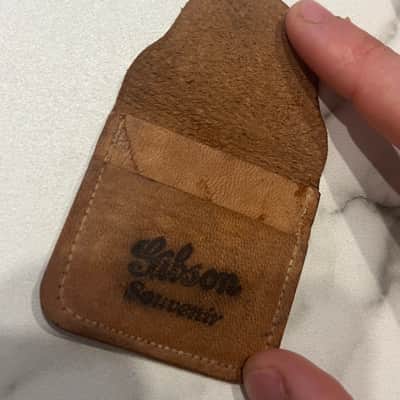 1936-1939 Gibson Souvenir Chicago or New York World Fair Pick Pouch Picks Plectra Plectrum Rare Case Candy Pre War Collector Vintage image 3