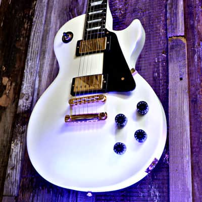 Gibson Les Paul Studio - 2008 - Alpine White w/  Gold Hardware image 22